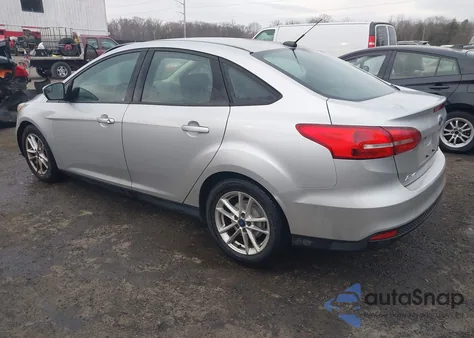 2016 Ford Focus Se z USA, uszkodzony, nr VIN 1FADP3F27GL375938
